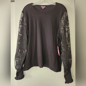 Vince Camuto Holiday sweater with sequined sleeves, NWT